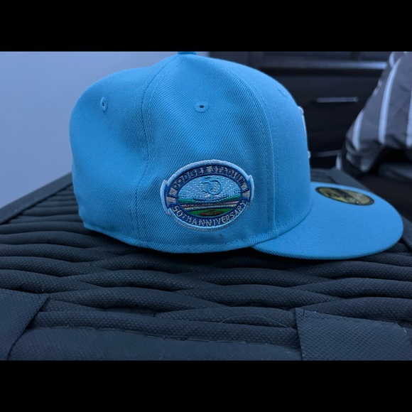 Bundle of fitted hats - Picture 5 of 12